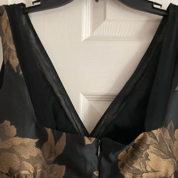 Jones New York special occasion dress Size 10 - Picture 4 of 7